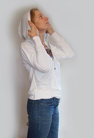 Кофта со шнурком, молоко