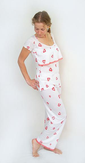 Пижама - штаны (шорты) и футболка с оборкой, Валентинка