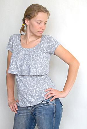 Футболка с оборкой, мотыльки