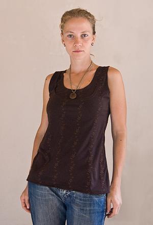 Майка, коричневая с вышивкой