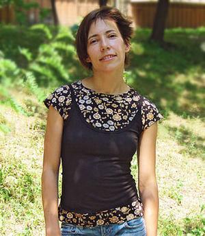 Черная с цветами