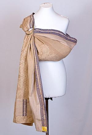 Бежевый орнамент