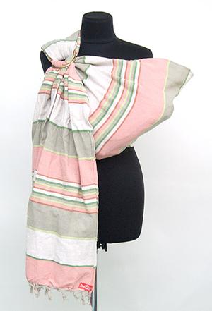 Индия, бело-розовый