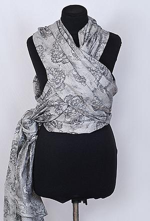 Серые пионы