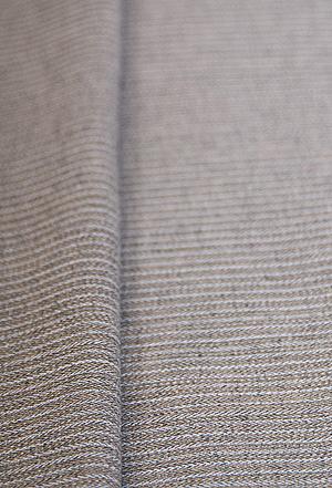 Коричневый в елочку