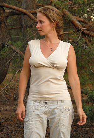 Майка с двойным захлестом, молоко